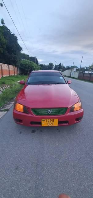 used toyota altezza