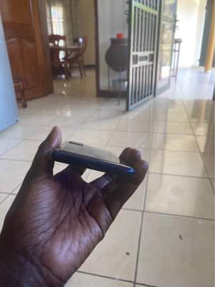 A picture of Samsung m31s