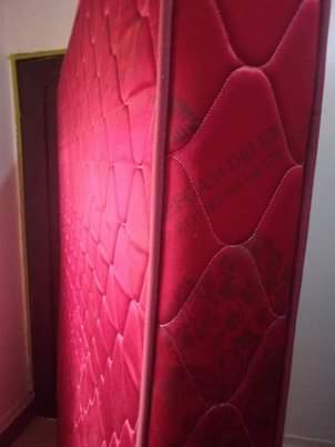 A picture of Matress for sale