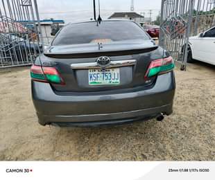 A picture of Toyota Camry 0.8