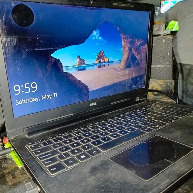 dell laptop