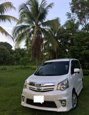 used toyota noah
