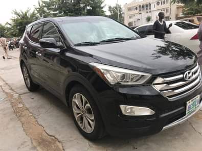 A picture of Extremely clean Hyundai Santa Fe 2013 14model first body 8month