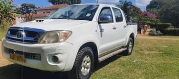 used toyota hilux