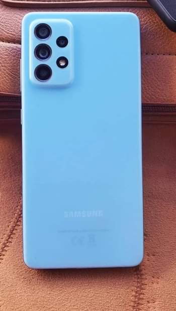 A picture of Samsung A52