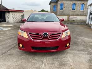 A picture of wow This is fully loaded Toyota Camry 2010 model xle