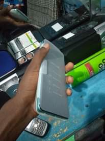 A picture of Sim ndoo zimetoka mwaka huu mwenye 350 aje abebe Yani
