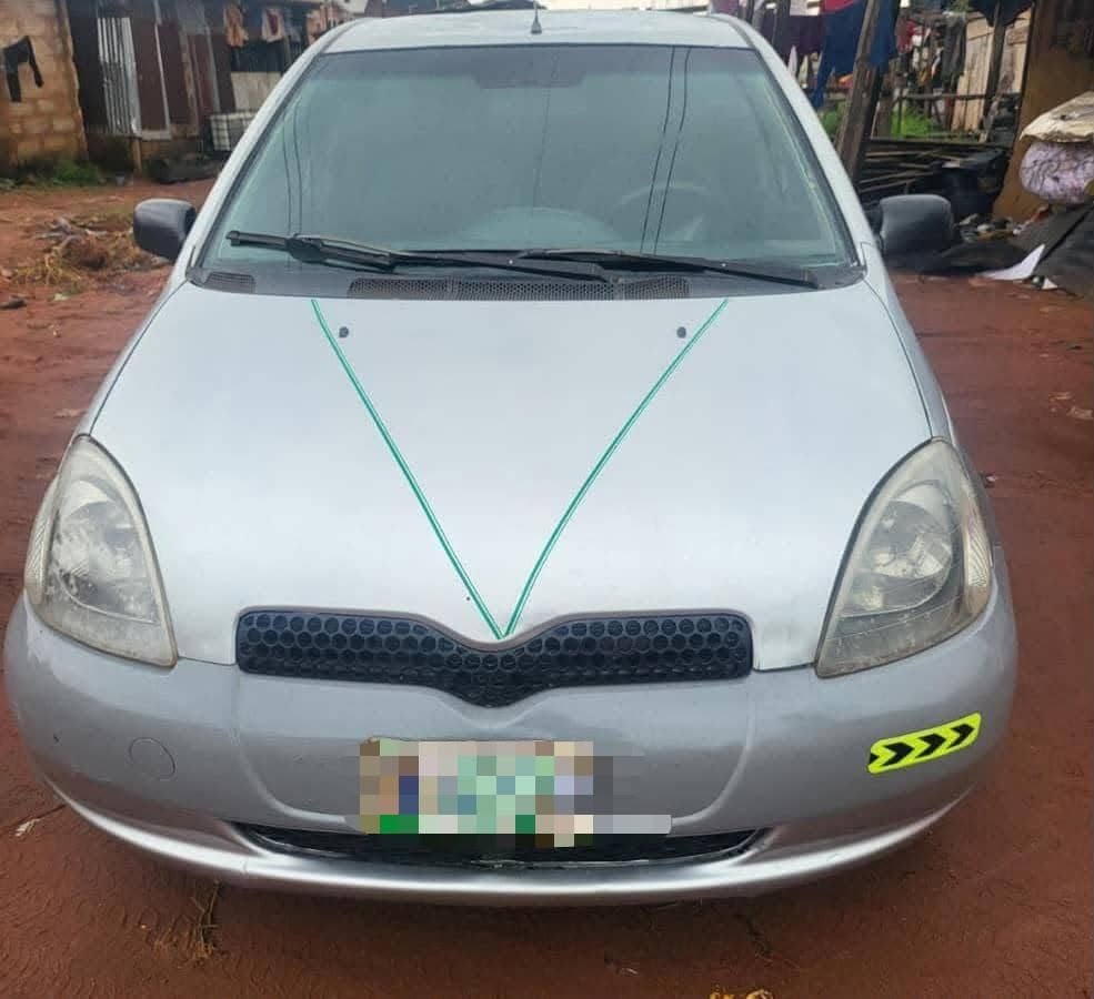A picture of Toyota Yaris Manual Transmission