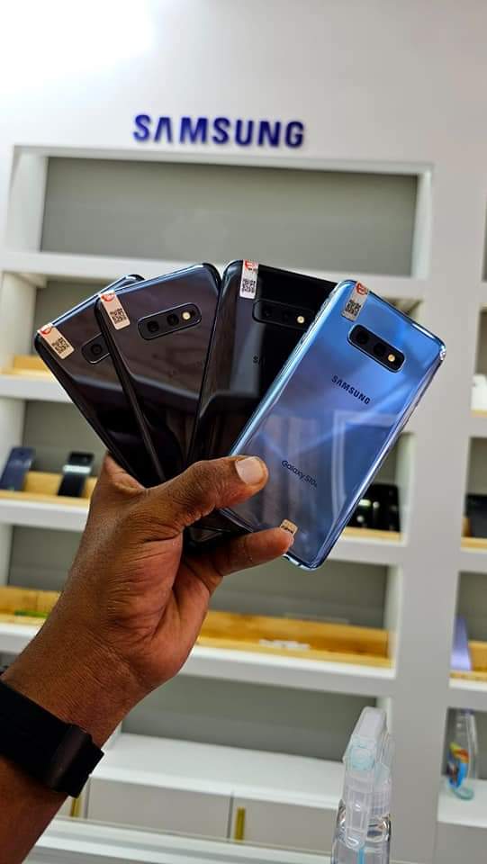 A picture of S10e ram 6 gb 128