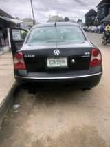A picture of Volkswagen Passat 2003