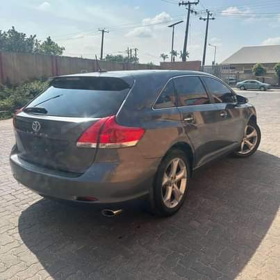 A picture of Neat Nigeria Used Registered 2010 Toyota Venza Xle