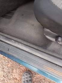 A picture of Nissan wagon
