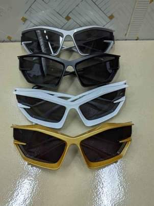 A picture of Quality glasses