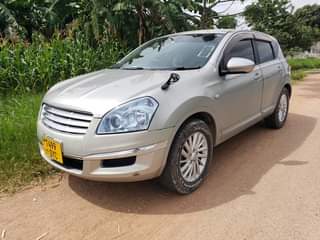 A picture of Dualis new model mwanza call 0686108116