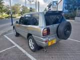 A picture of Toyota RAV4 Old Yeah 1998 Colour Silver Engine 3s Full