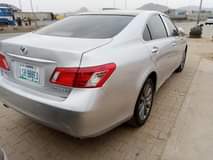 A picture of Lexus ES350