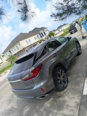 A picture of 1hr dealer deal owner has agreed 30m to his pocket