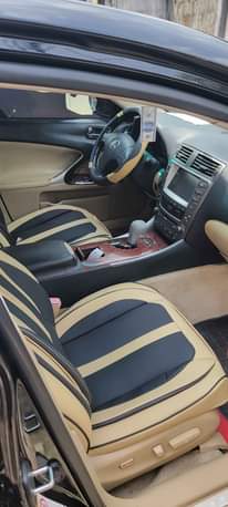 A picture of Lexus iS250 08