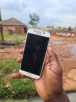 A picture of Samsung Galaxy s6 Edge