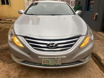 A picture of Registered 013 Hyundai sonata