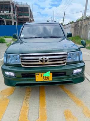 A picture of Land cruiser Amazon