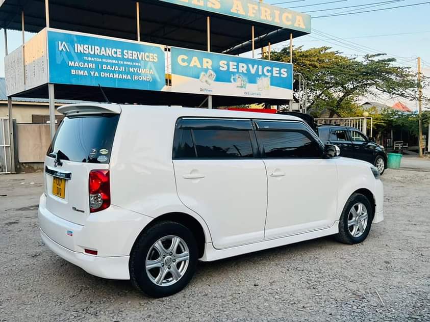 A picture of TOYOTA RUMION TSHS 14 9M