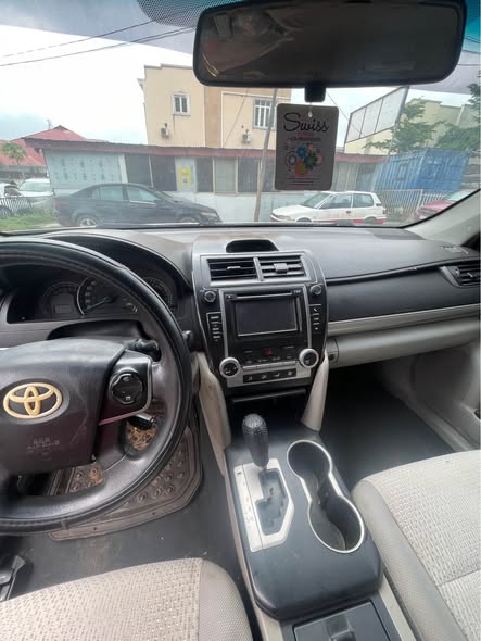 A picture of HOT CAKE CAMRY 2012