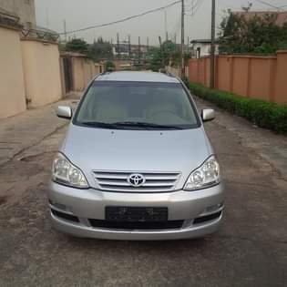 A picture of fully loaded Toyota picnic silver for sale