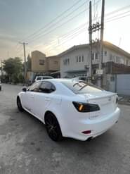 A picture of KINZZYAUTO S 08109018982 6 200 000... Refer and earn Registered