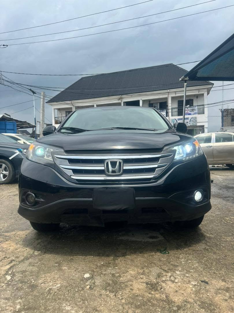 A picture of Honda CRV 08103041080