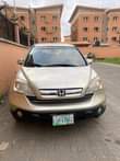 A picture of Honda CR V 2007