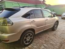 A picture of Registered 2004 2005 Rx330 full option