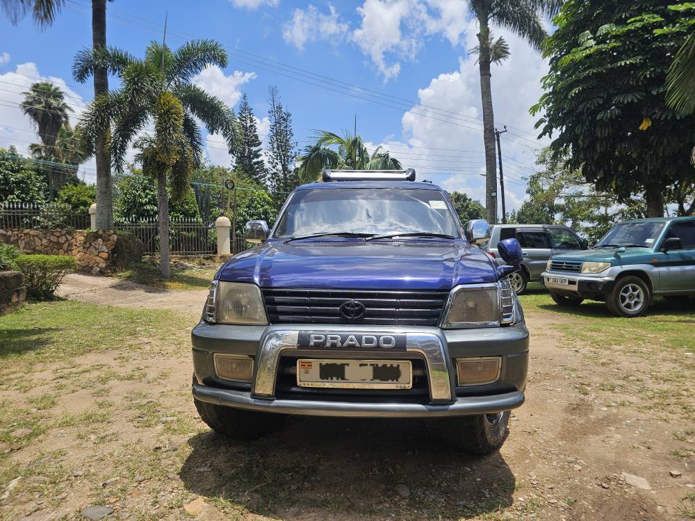 A picture of Prado TX 1kz Diesel 20m WhatsApp 0726057699
