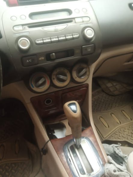 A picture of HONDA CITY 2008