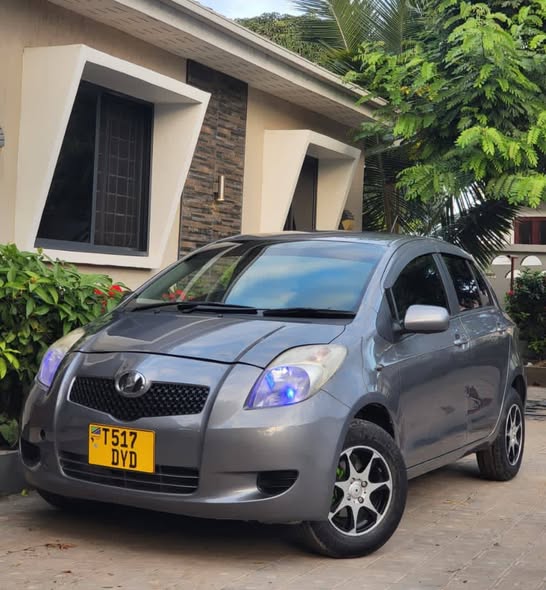 A picture of VITZ NEW MODEL 9 5MIL 0655 422 289