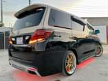 A picture of Toyota VELFIRE Modified