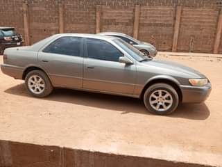 A picture of Camry pencil light