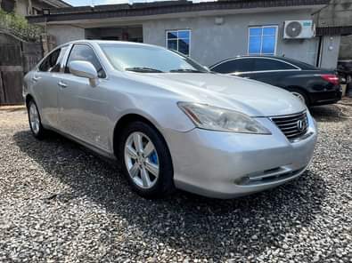 A picture of BRAND LEXUS MODEL ES350 FIRST BODY YEAR 2008 MILEAGE 69
