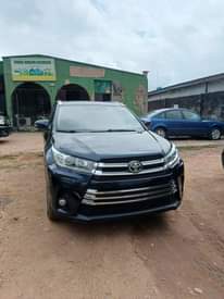 A picture of Toyota Highlander 2015 model