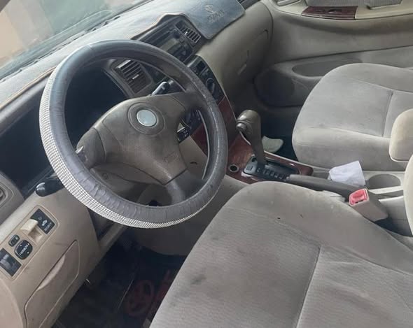 A picture of Toyota Corolla 2005 Painted Engine Gear and Ac are working
