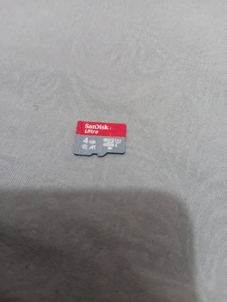 A picture of Sandisc memory card