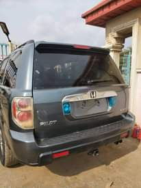 A picture of 2007 Honda pilot 2007 pilot