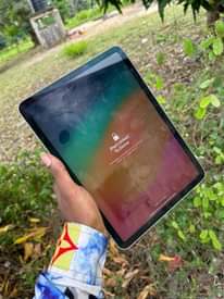 A picture of iPad Air 4 256 ICLOUD 12 