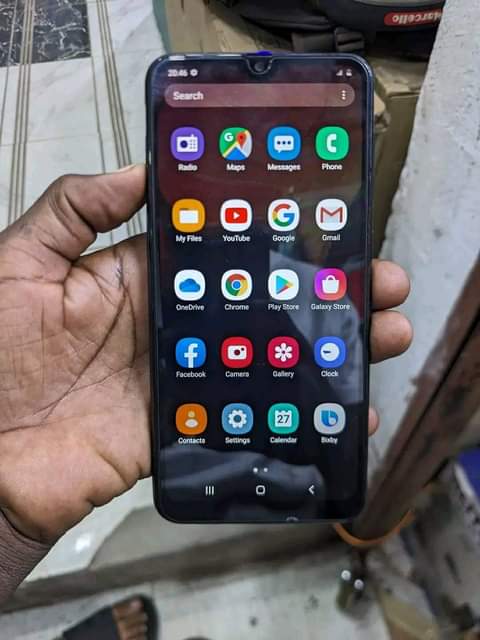 A picture of Samsung Galaxy a50