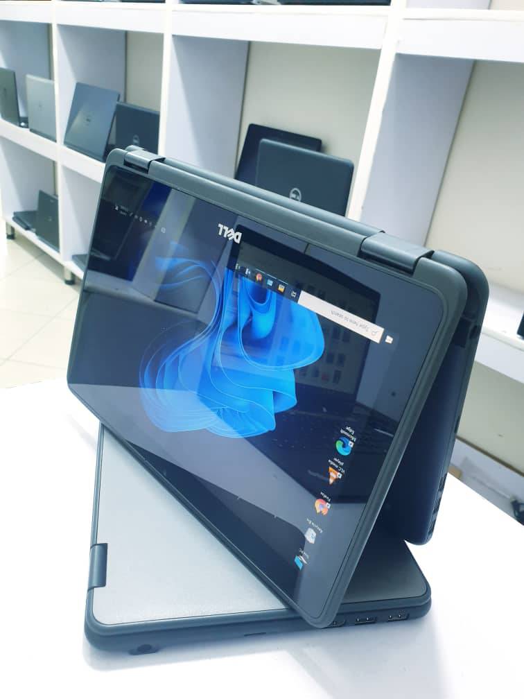 A picture of Dell 3190 laptop
