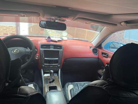 A picture of Good deal. V. Clean 2010 2020 Lexus Is250.