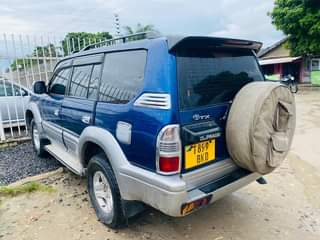 A picture of Toyota Prado