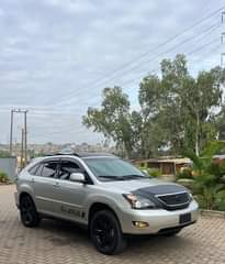 A picture of 2005 LEXUS RX330