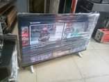 A picture of 32inche Hitachi full smart TV working perfectly Netflix Wi Fi