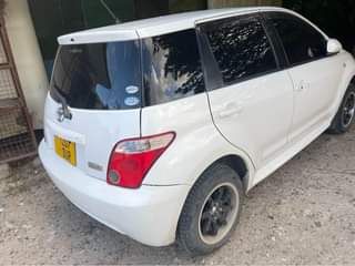 A picture of Toyota ist